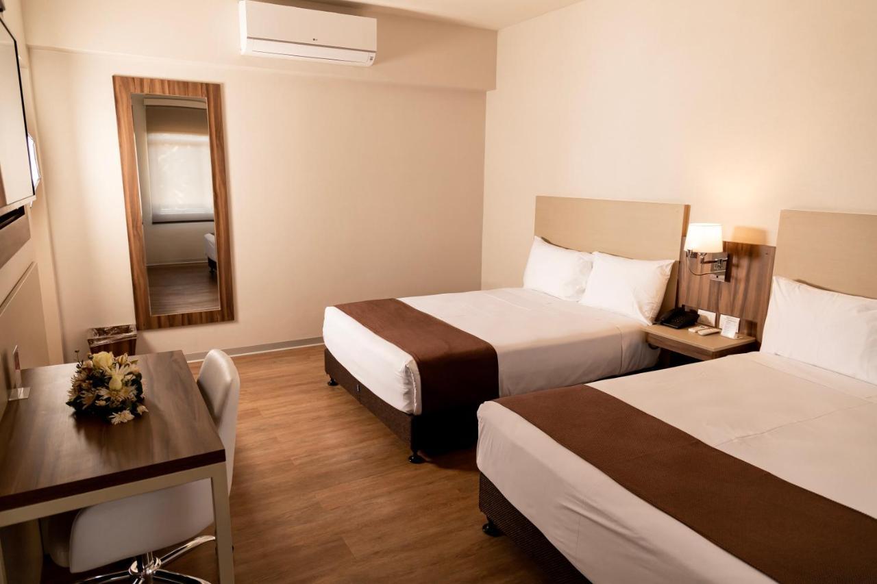 Dm Hoteles Tacna Exterior foto
